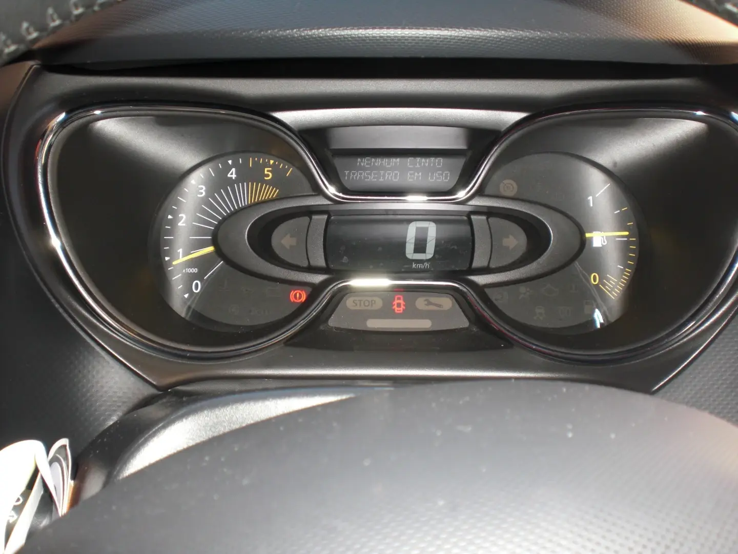 Renault Captur 1.5 dCi Exclusive C/Pneu 14