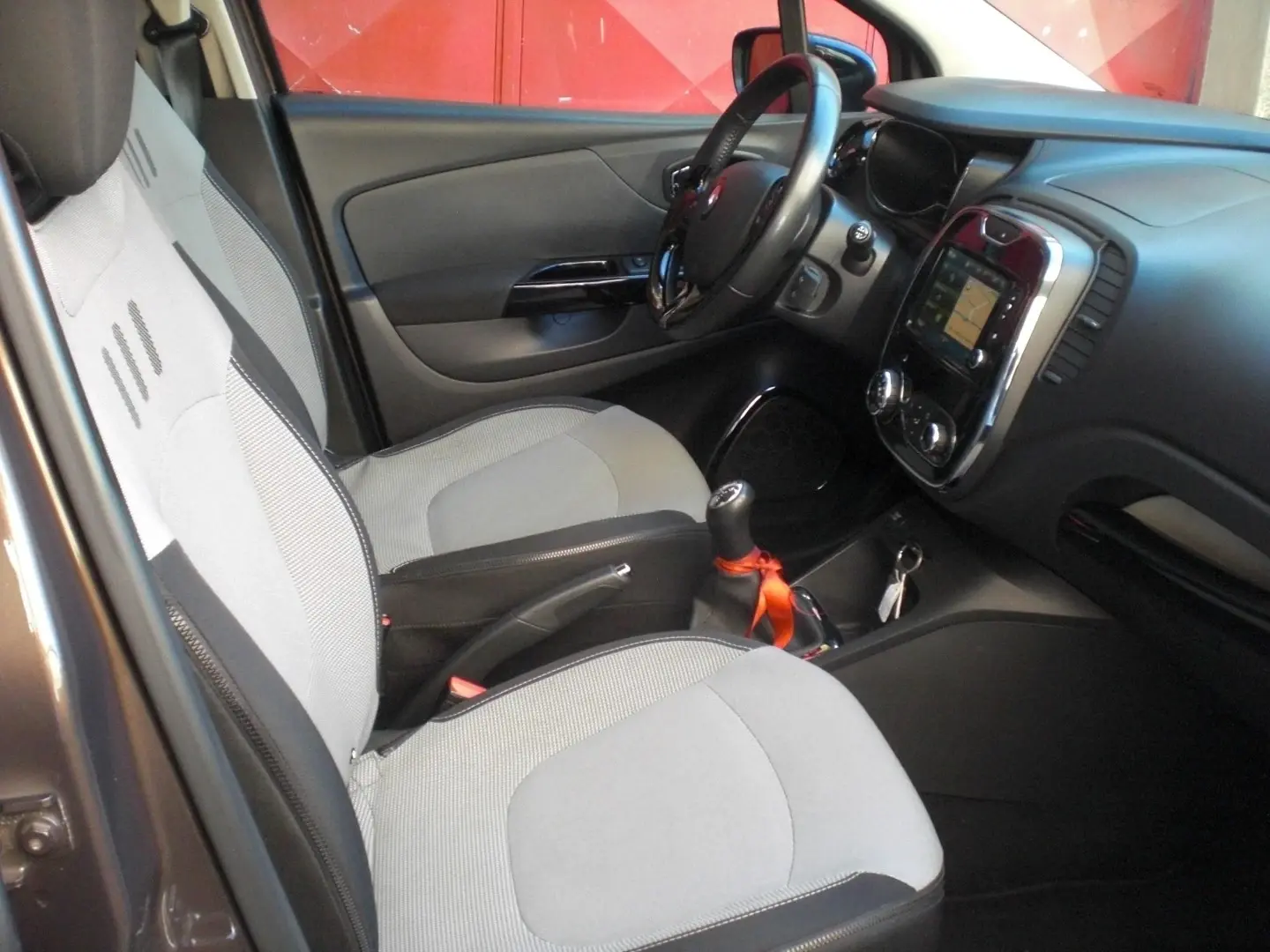 Renault Captur 1.5 dCi Exclusive C/Pneu 16