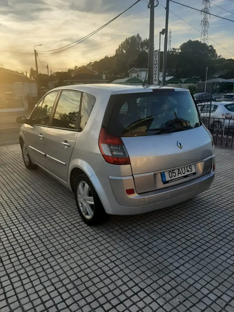 Renault Scénic 1.5 dCi Pack 6