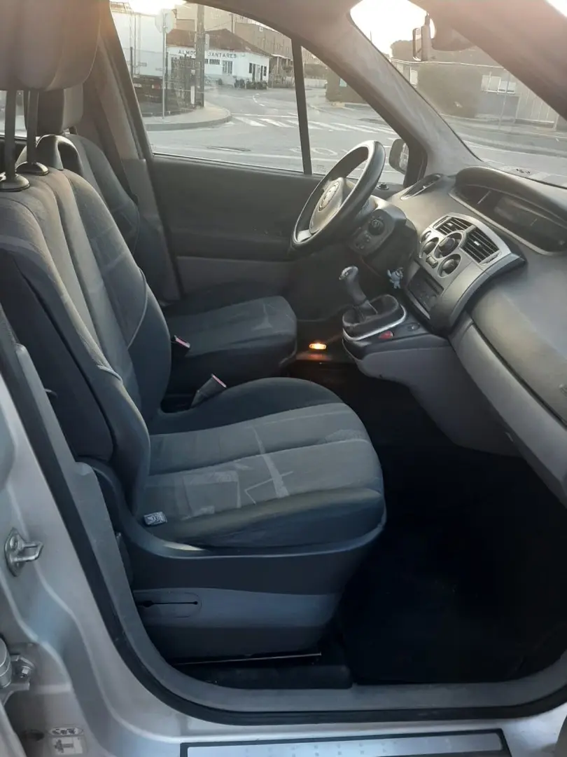 Renault Scénic 1.5 dCi Pack 19