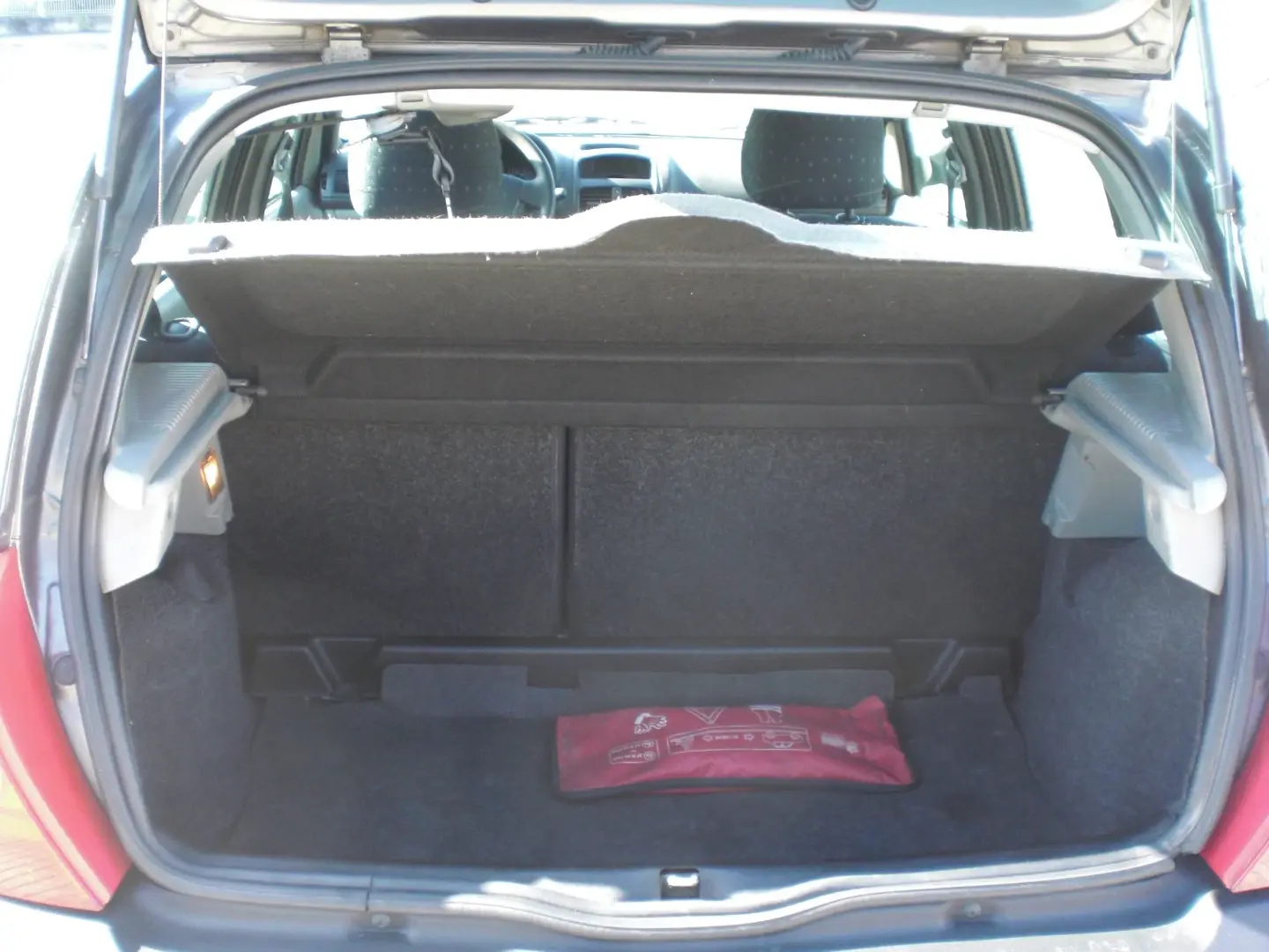 Renault Clio 1.5 dCi Expression 11