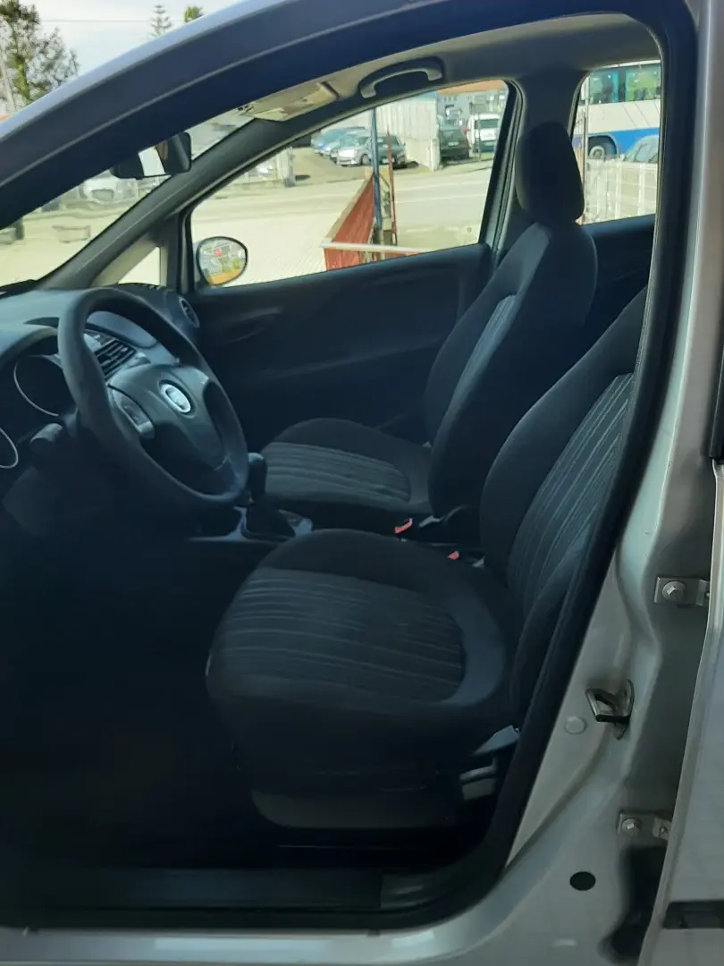 Fiat Punto Evo 1.3 M-Jet Dynamic Style 12