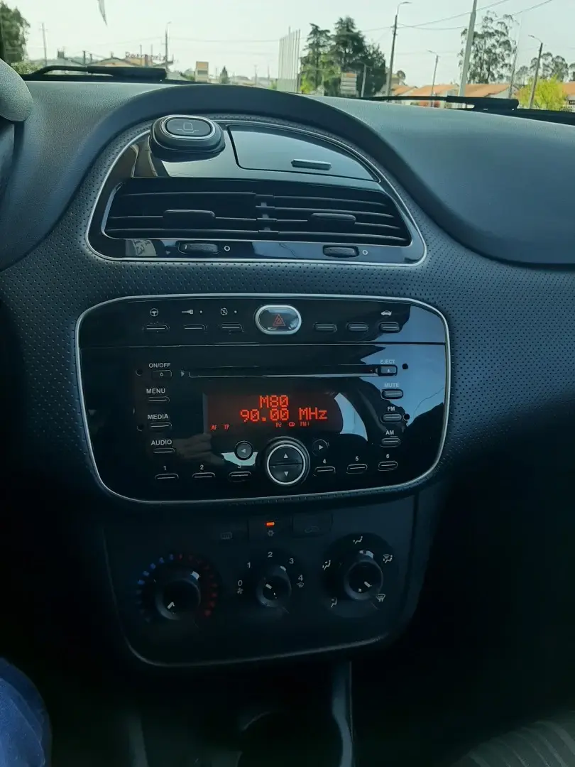 Fiat Punto Evo 1.3 M-Jet Dynamic Style 19