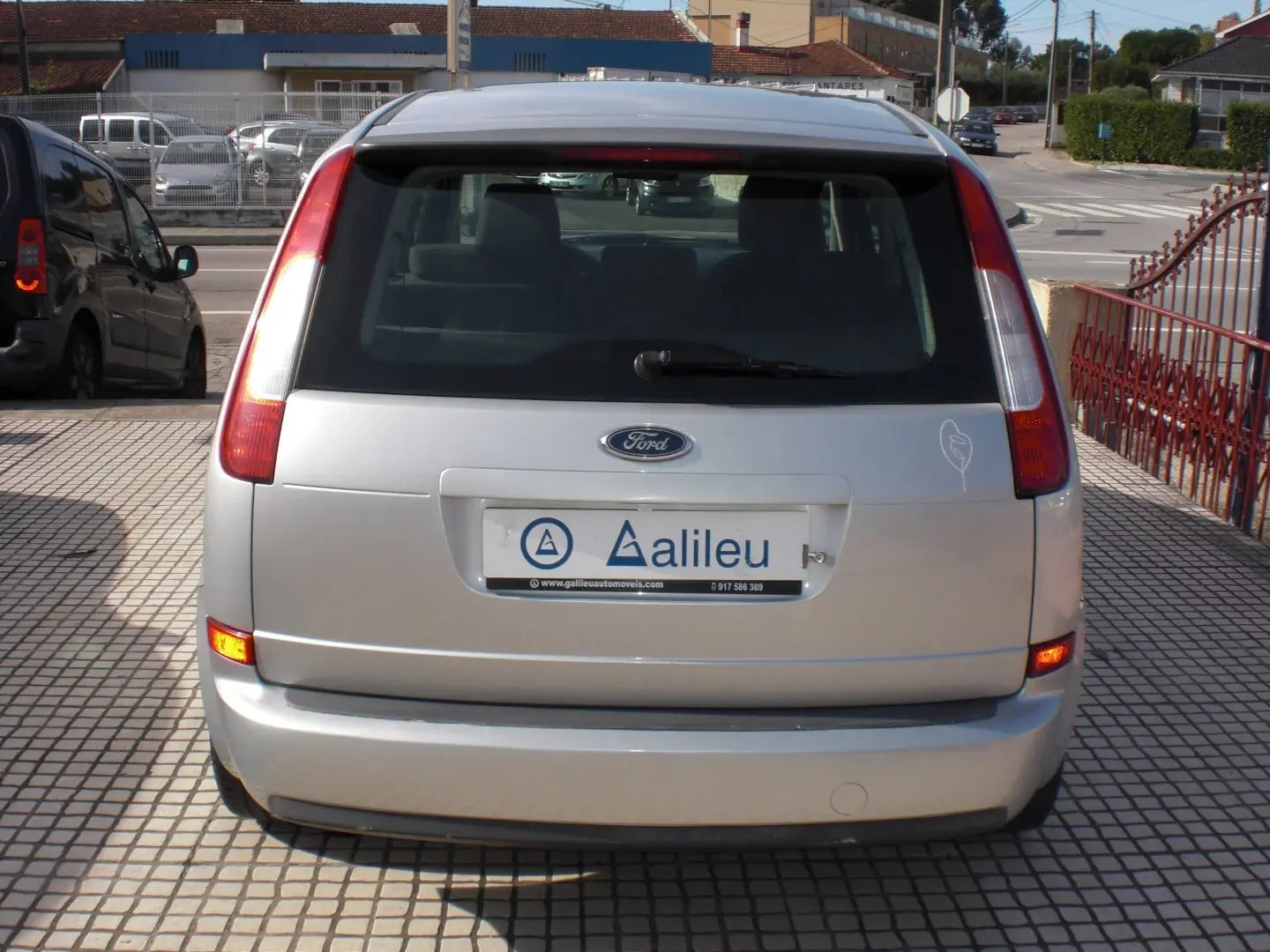 Ford C-Max 2.0 TDCi DPF Ghia 5