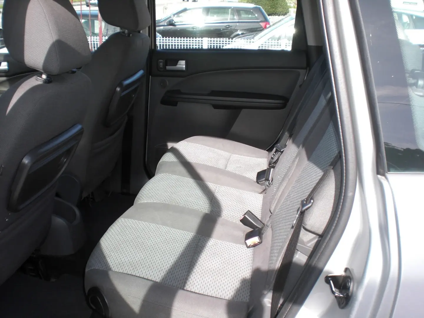 Ford C-Max 2.0 TDCi DPF Ghia 10
