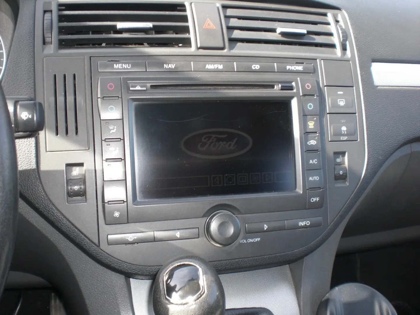 Ford C-Max 2.0 TDCi DPF Ghia 15