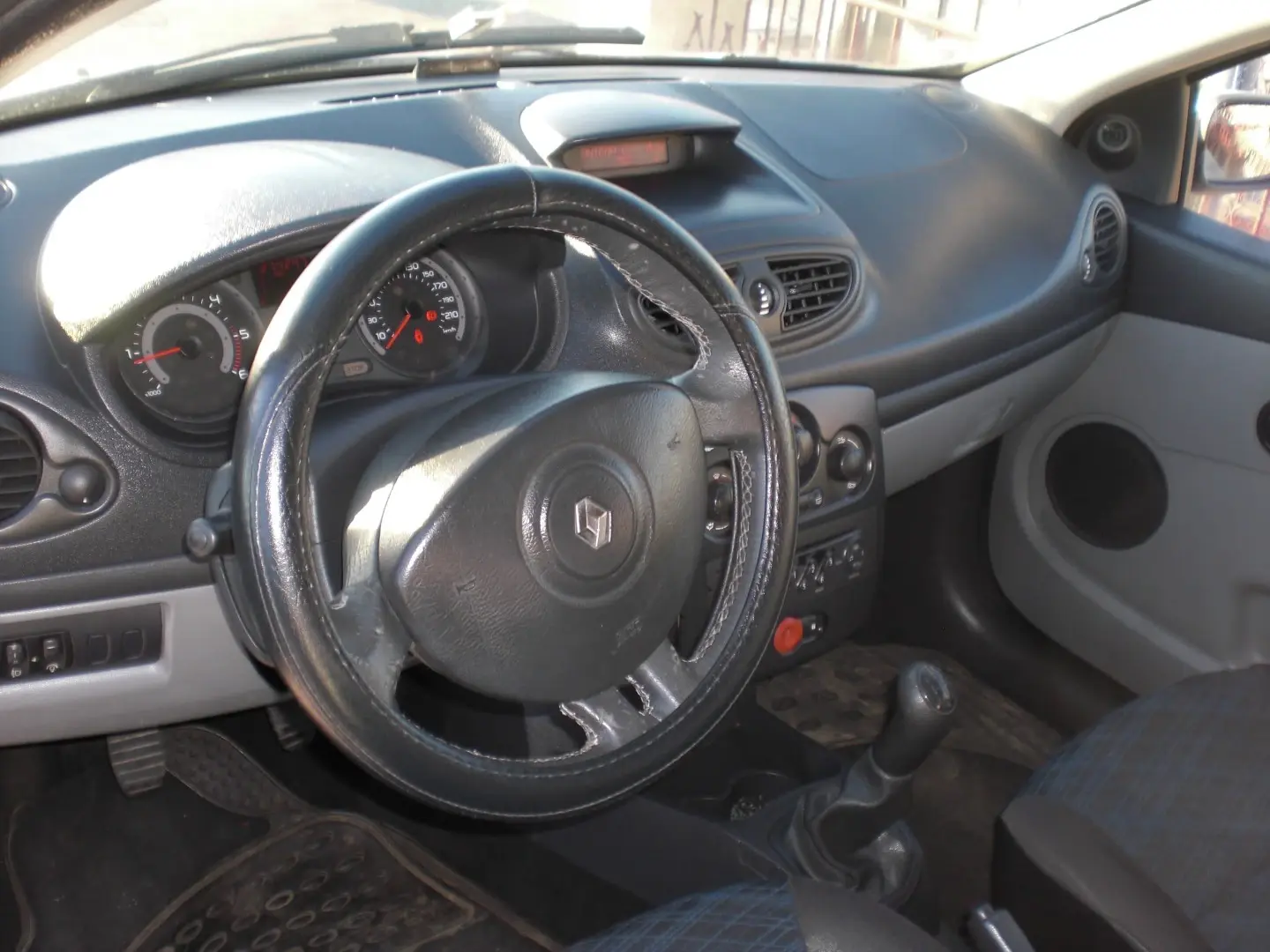 Renault Clio 1.5 dCi Confort 17