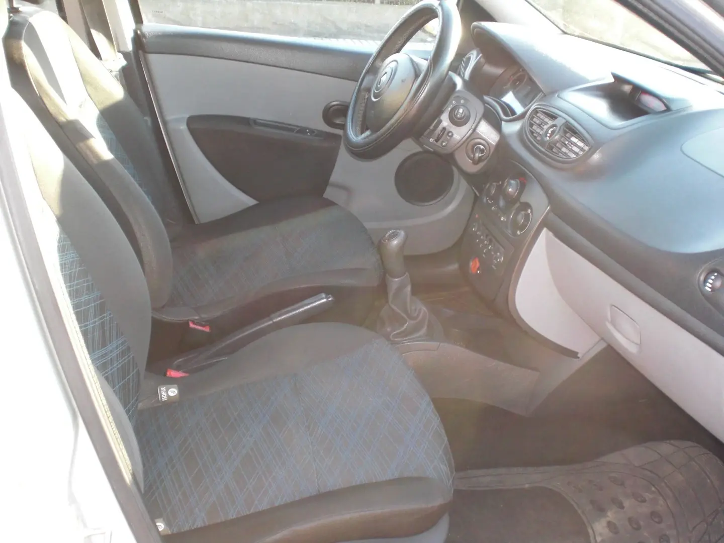 Renault Clio 1.5 dCi Confort 22