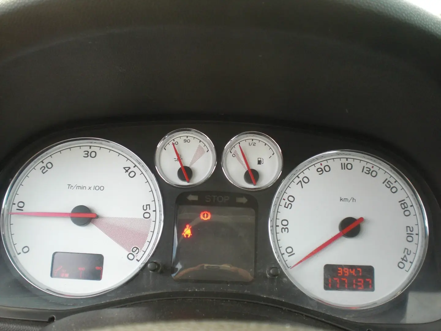 Peugeot 307 1.6 HDi SE Navteq 19