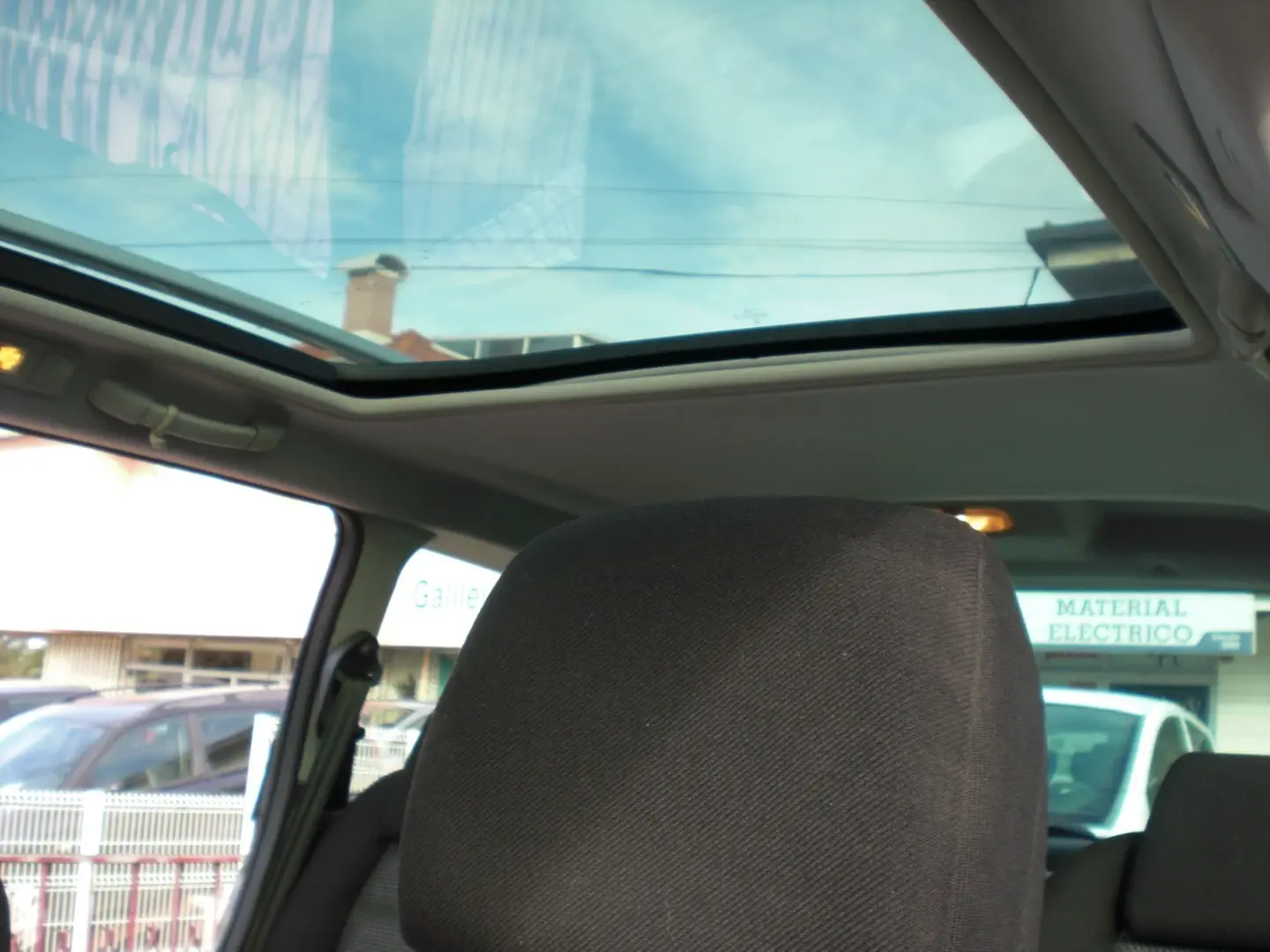 Peugeot 307 1.6 HDi SE Navteq 24