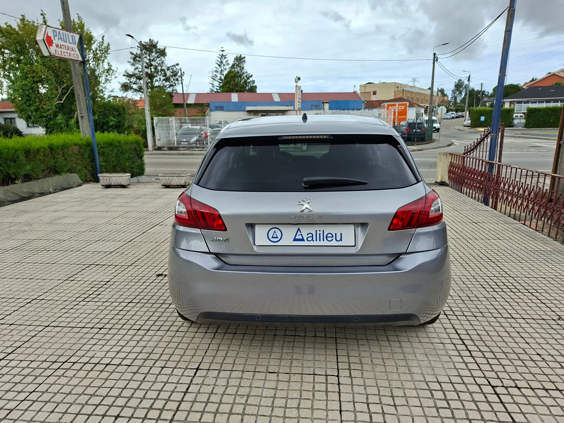 Peugeot 308 1.2 PureTech Allure 6