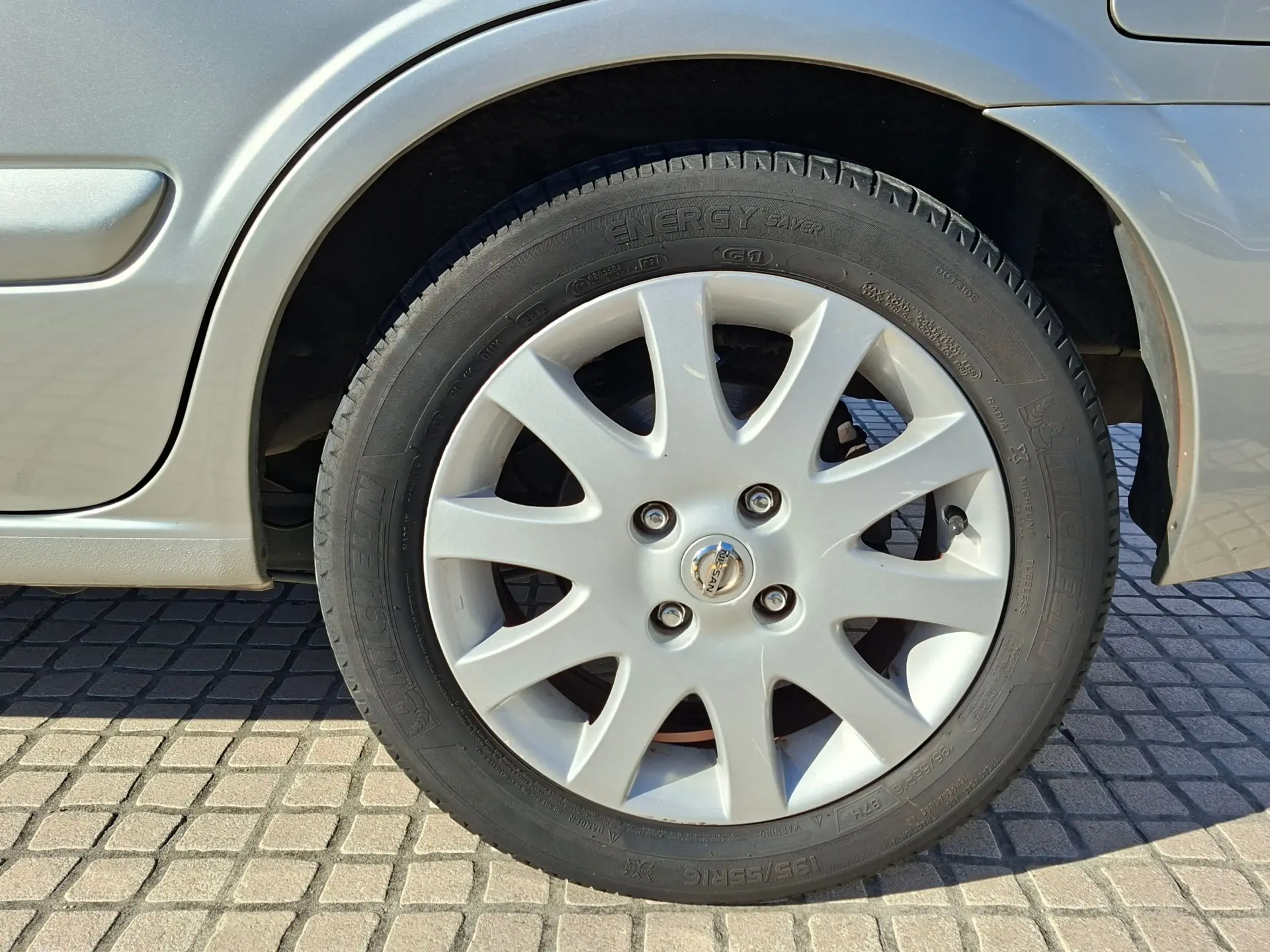 Nissan Almera 1.5 dCi Action 9