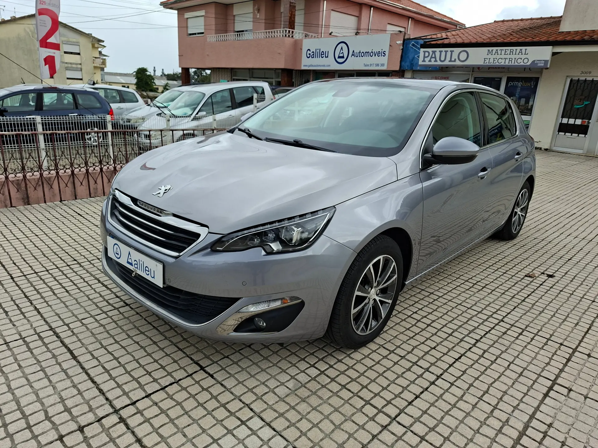 Peugeot 308 1.2 PureTech Allure 1