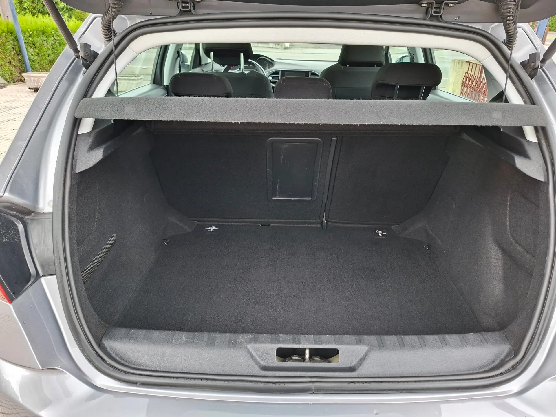 Peugeot 308 1.2 PureTech Allure 19