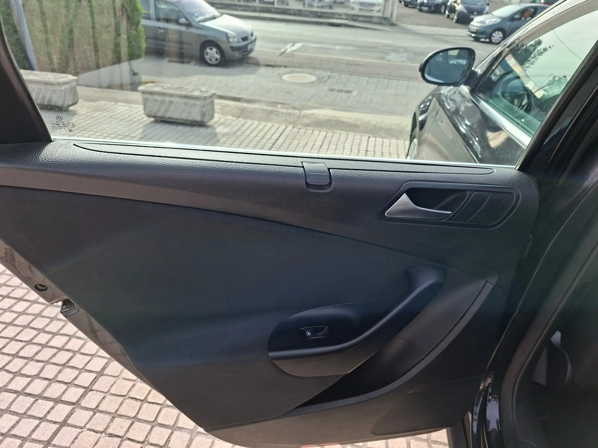 Volkswagen Passat Variant 1.6 TDi BlueMotion 29
