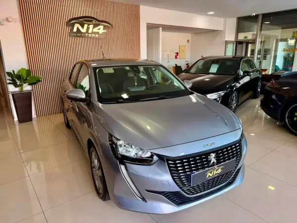 Peugeot 208 1.2 PureTech 100 3