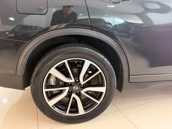 Nissan X-Trail 1.6 dCi N-Connecta Xtronic 13