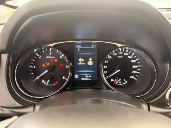 Nissan X-Trail 1.6 dCi N-Connecta Xtronic 18