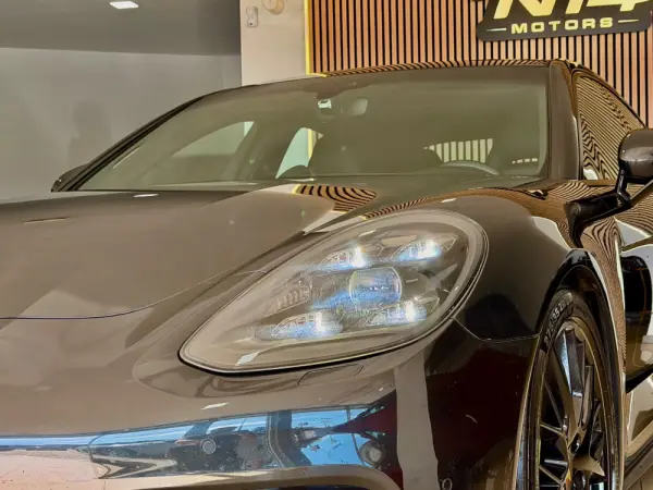 Porsche Panamera Outro 4