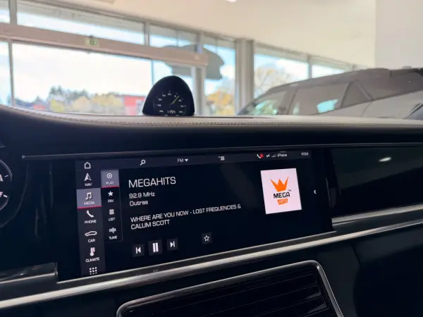 Porsche Panamera Outro 11