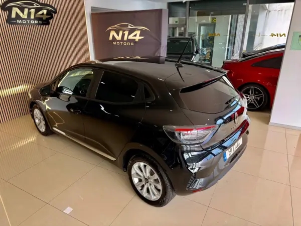 Renault Clio 1.0 TCe Techno 24