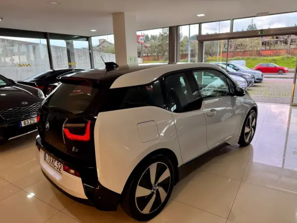 BMW i3 5