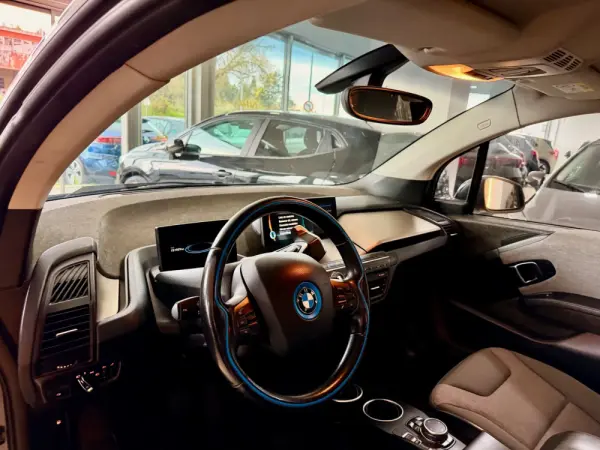 BMW i3 9