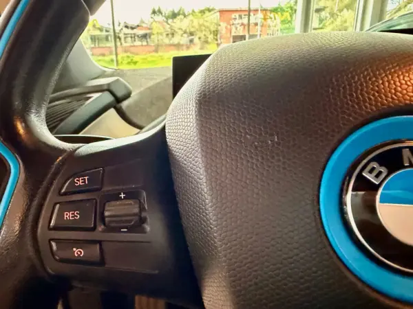 BMW i3 27