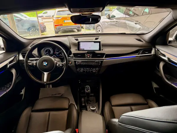 BMW X2 16 d sDrive Pack M 8