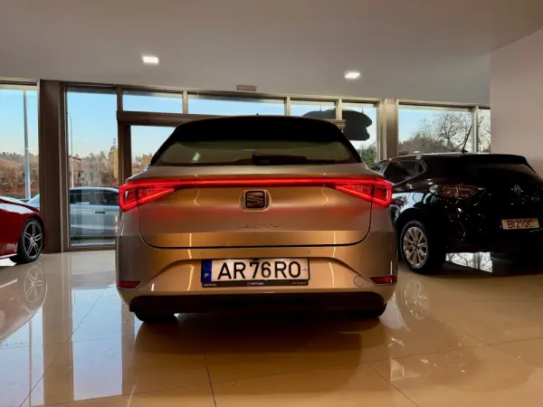 SEAT Leon ST 2.0 TDI Style 9