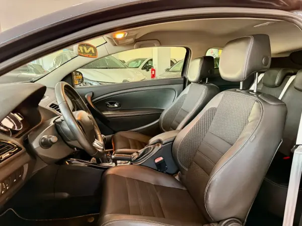 Renault Mégane 24