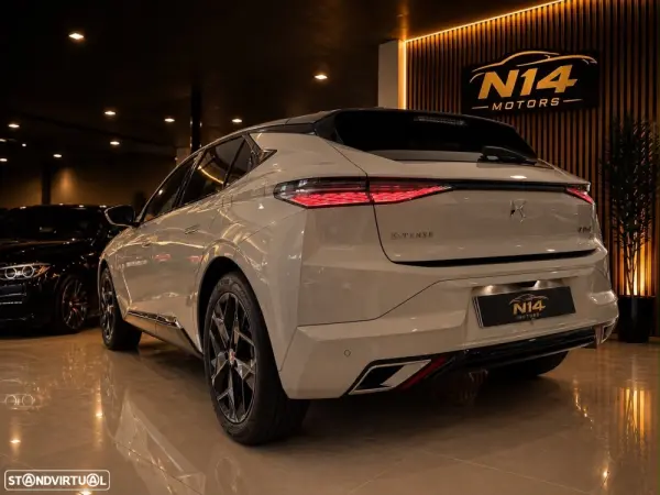 DS DS4 DS DS4 E-TENSE 225 LA PREMIÈRE 12