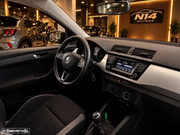 Skoda Fabia Outro 8
