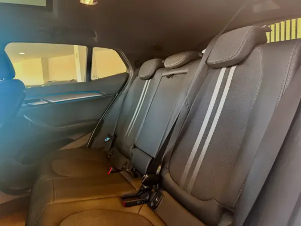 BMW X2 25 e xDrive Pack M 7