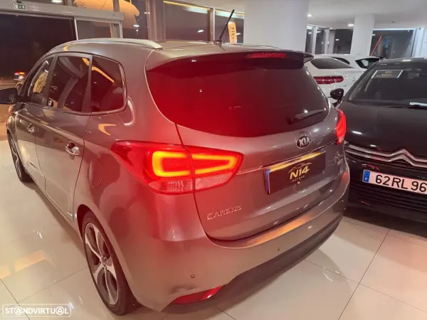 Kia Carens 1.7 CRDi ISG TX 17