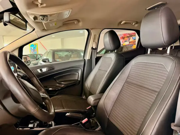 Ford EcoSport 1.0 EcoBoost Titanium Plus 9