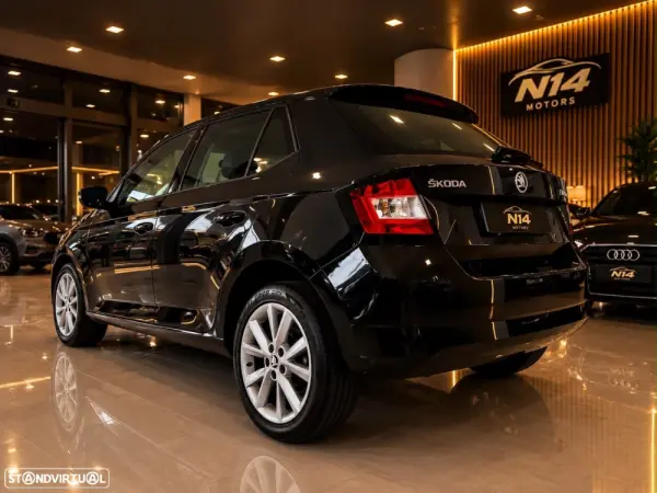 Skoda Fabia Outro 4