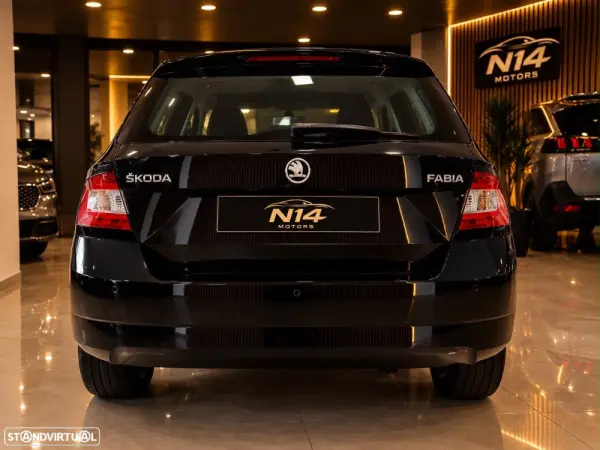Skoda Fabia Outro 6