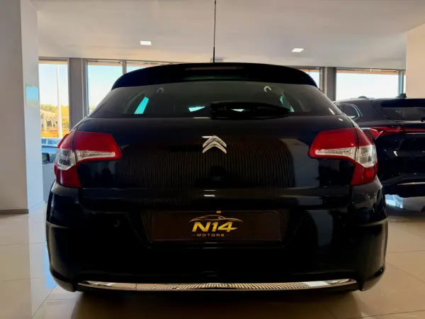 Citroen C4 Outro 4
