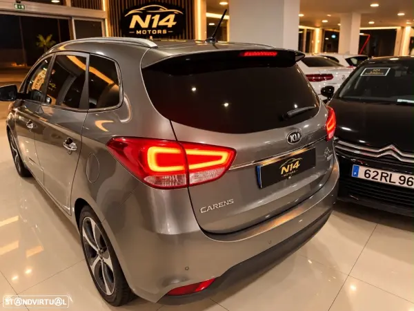 Kia Carens 1.7 CRDi ISG TX 10