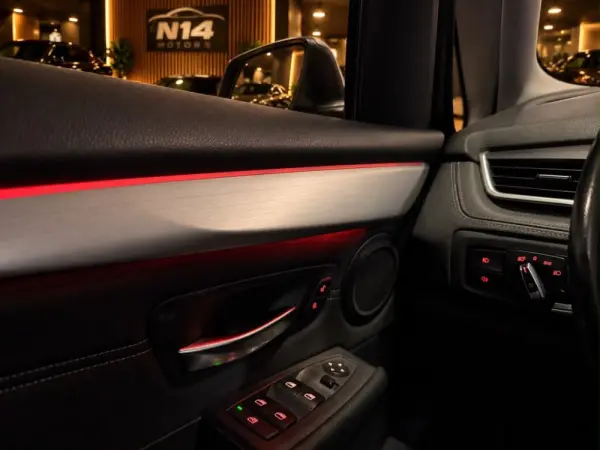 BMW 216 Gran Tourer 216 d 8