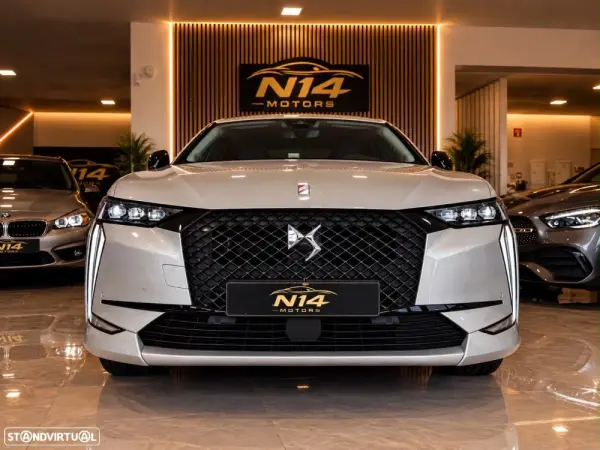 DS DS4 DS DS4 E-TENSE 225 LA PREMIÈRE 6