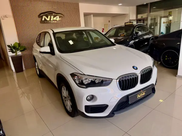 BMW X1 16 d sDrive Advantage 2