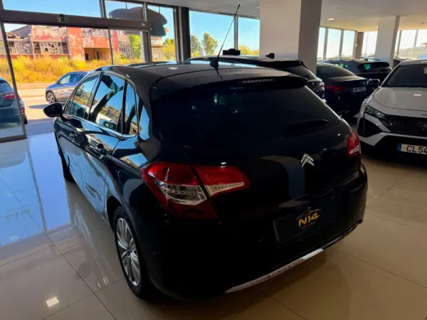 Citroen C4 Outro 5