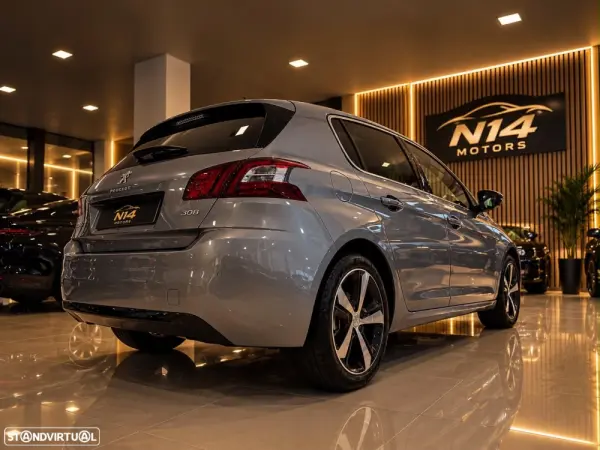 Peugeot 308 PureTech 130 GPF Stop & Start Active Pack 9