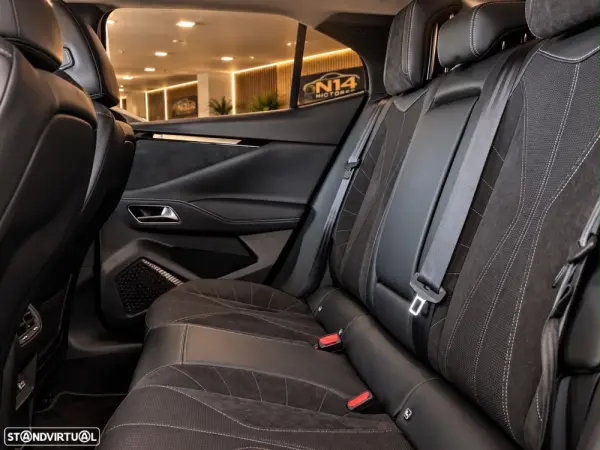 DS DS4 DS DS4 E-TENSE 225 LA PREMIÈRE 8