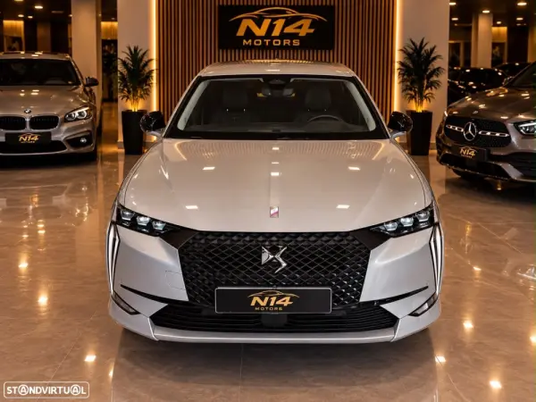 DS DS4 DS DS4 E-TENSE 225 LA PREMIÈRE 5