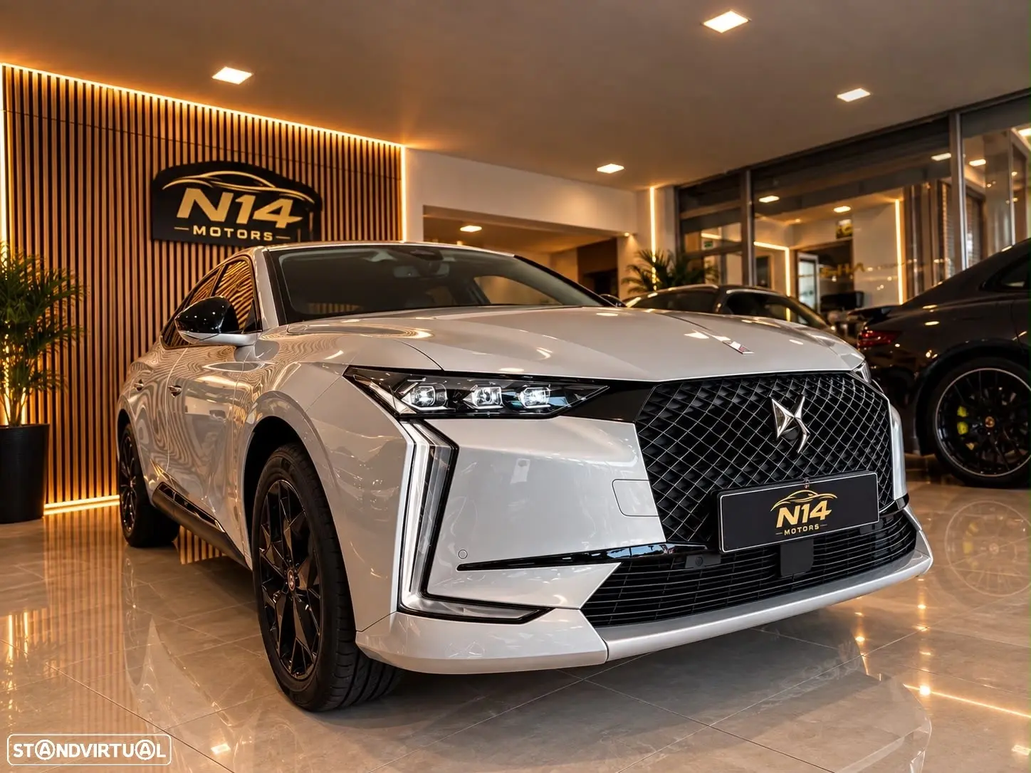 DS DS4 DS DS4 E-TENSE 225 LA PREMIÈRE 4