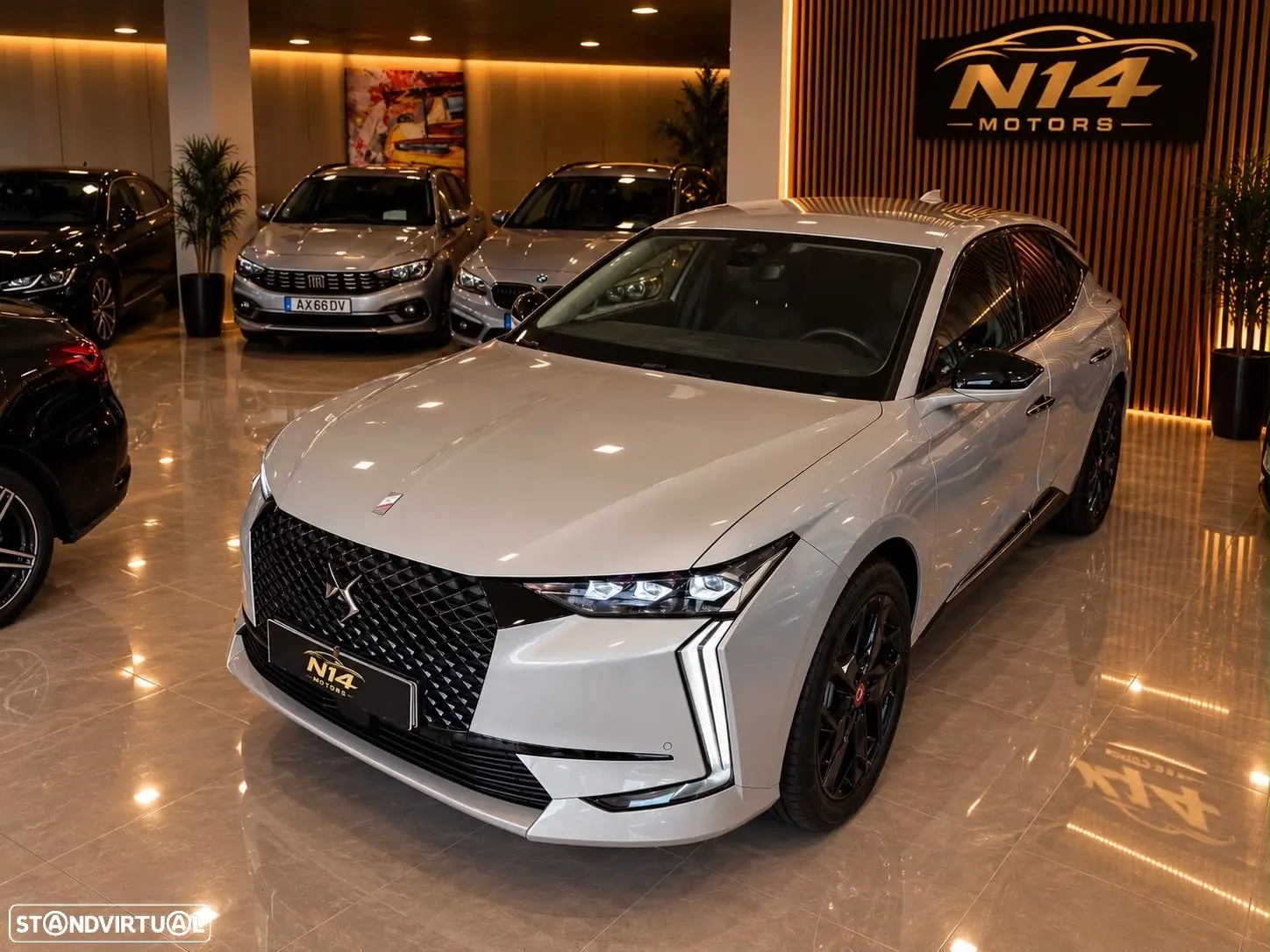 DS DS4 DS DS4 E-TENSE 225 LA PREMIÈRE 1