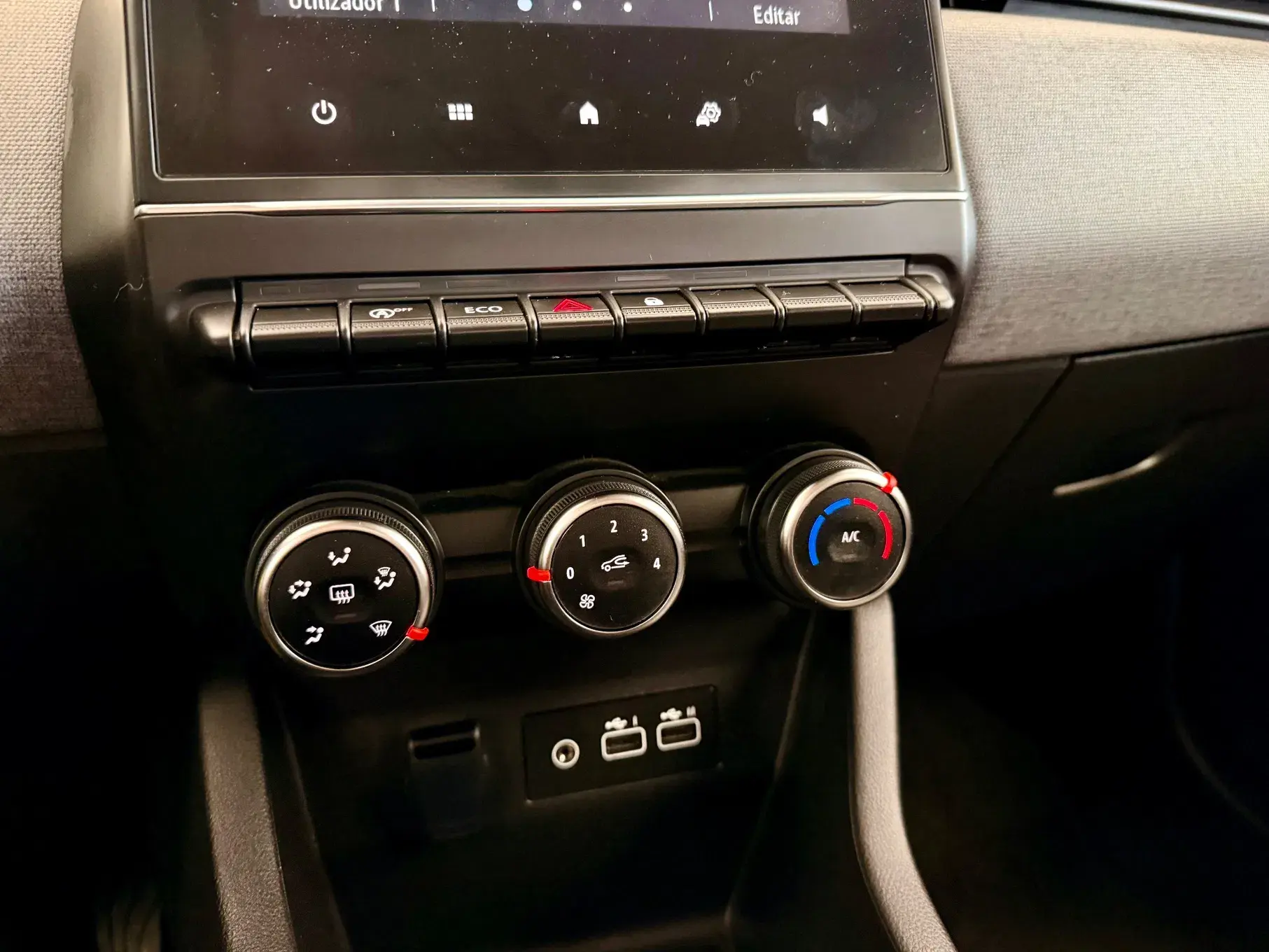 Renault Clio 1.0 TCe Techno 18